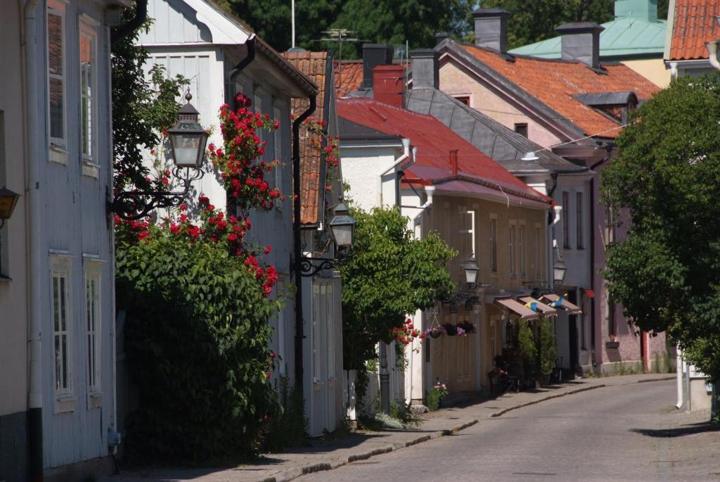 27Ans Nattlogi Bed & Breakfast Vadstena Bagian luar foto
